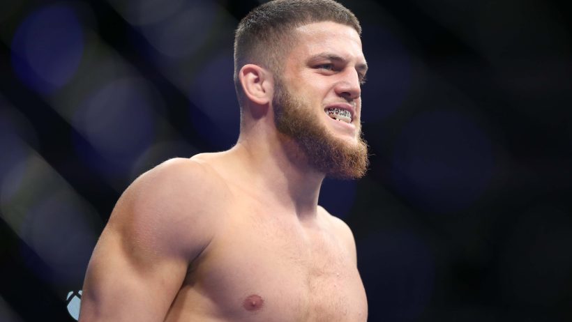 Ismail Naurdiev gets set for a fight against Sean Brady.