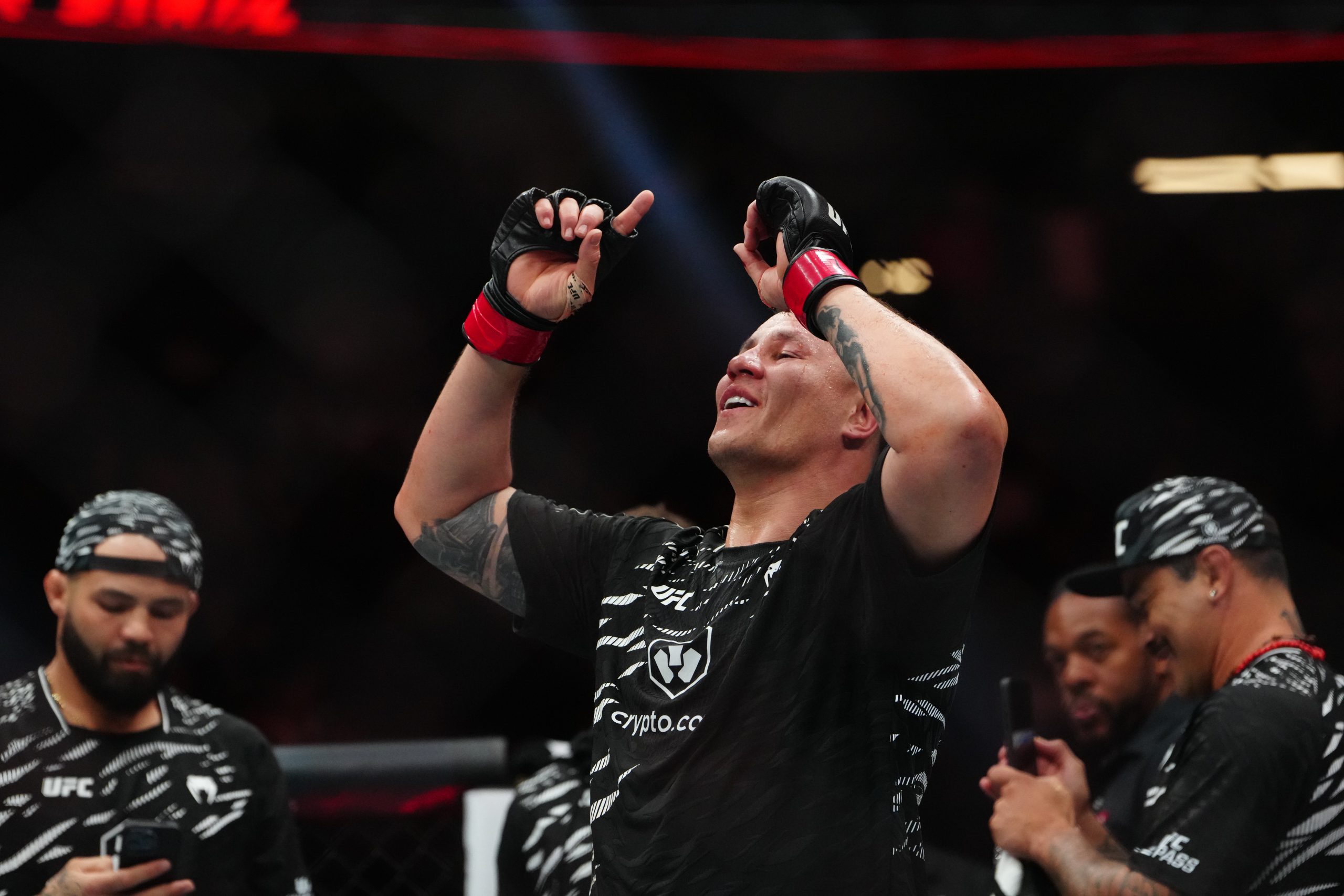 UFC Edmonton Prelims Predictions & Picks – Best Bets Include Boser vs Diniz