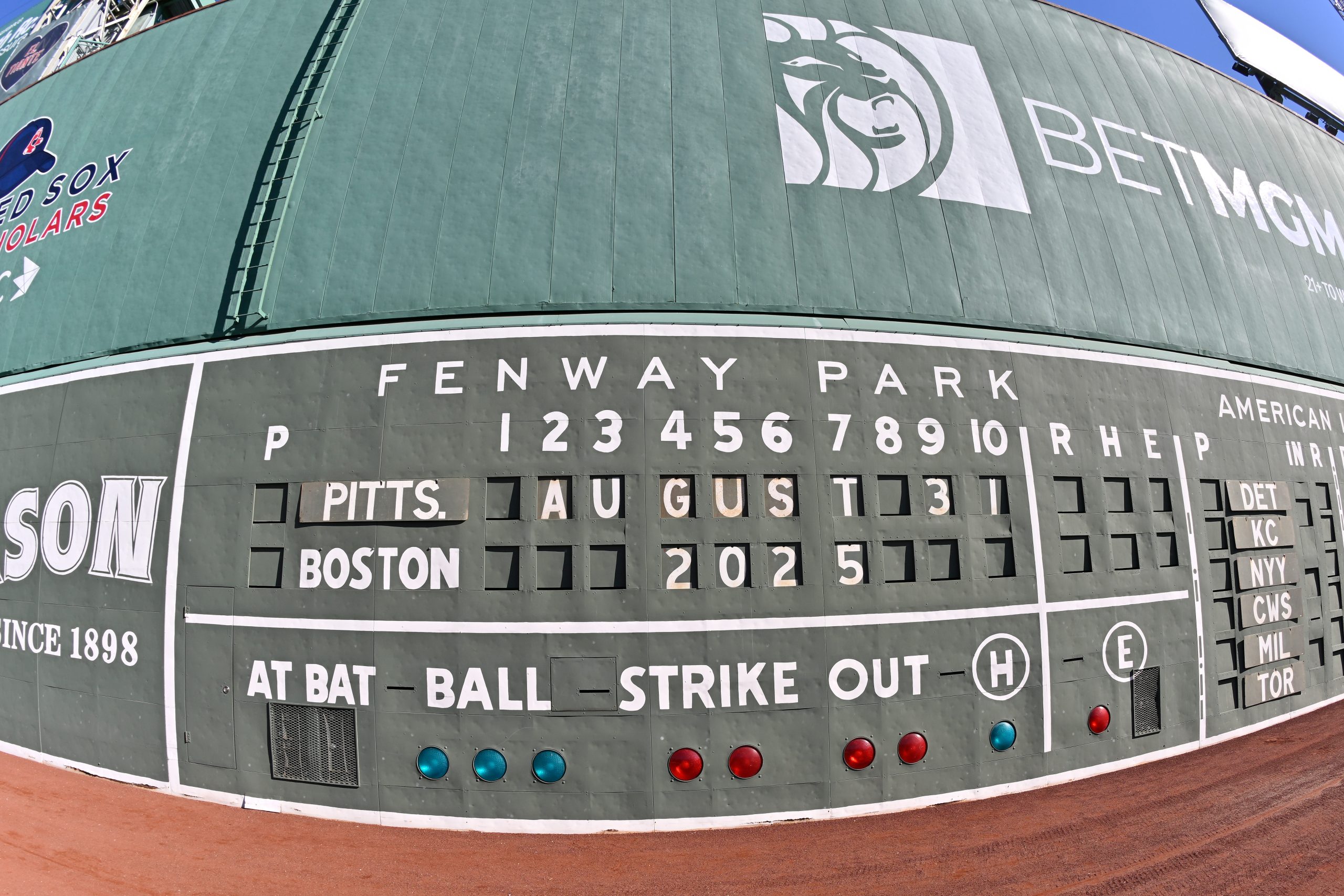 Massachusetts Ramping Up Evaluation of Sports Betting Operator AI Use