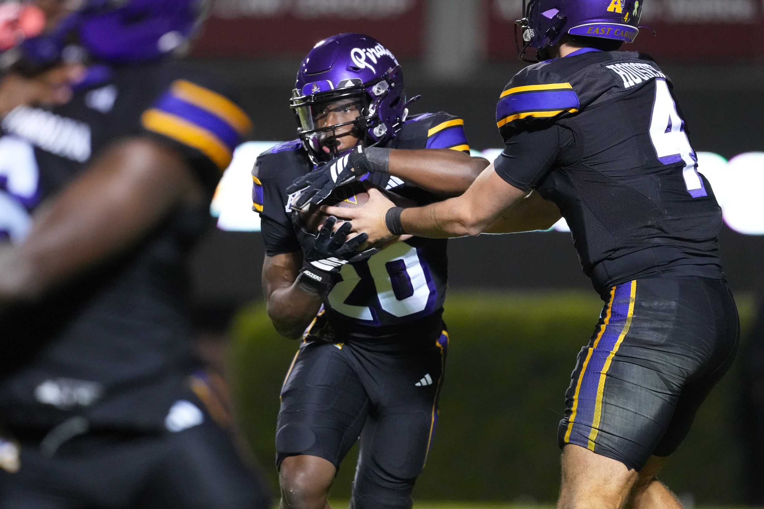 East Carolina vs UAB Prediction, Betting Line & Thursday CFB Picks