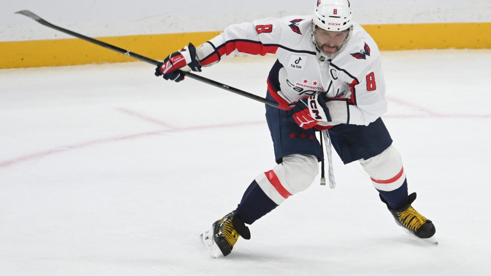 Alex Ovechkin tees up a one-timer vs the Penguins.