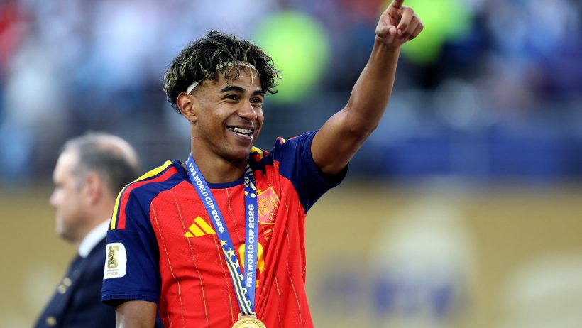 LAMINE-YAMAL-BARCELONA-COPA-DO-MUNDO-ESPANA