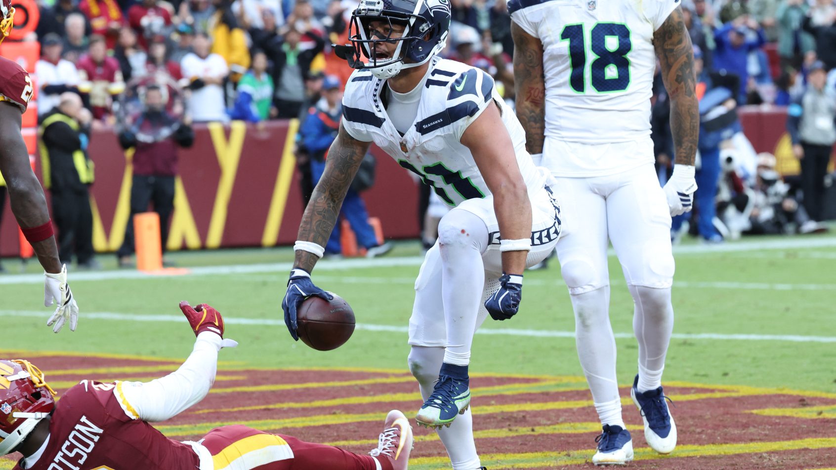 Jaxon Smith-Njigba celebrating a touchdown
