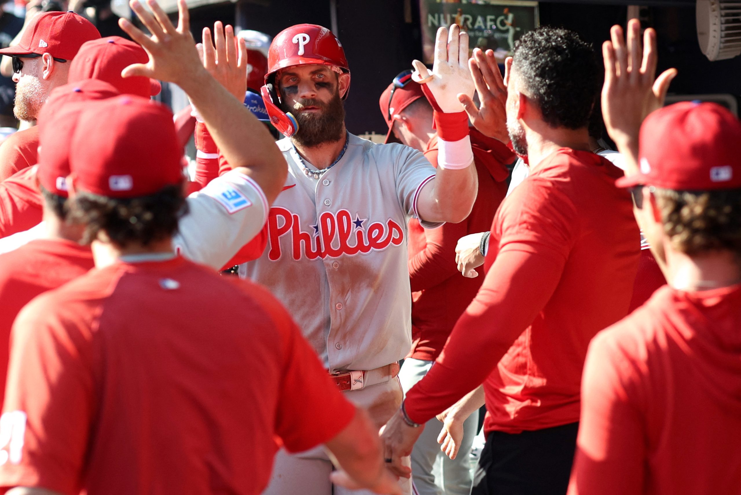 Phillies vs Braves Picks, Predictions & Betting Splits for Game 3 (Oct 1)