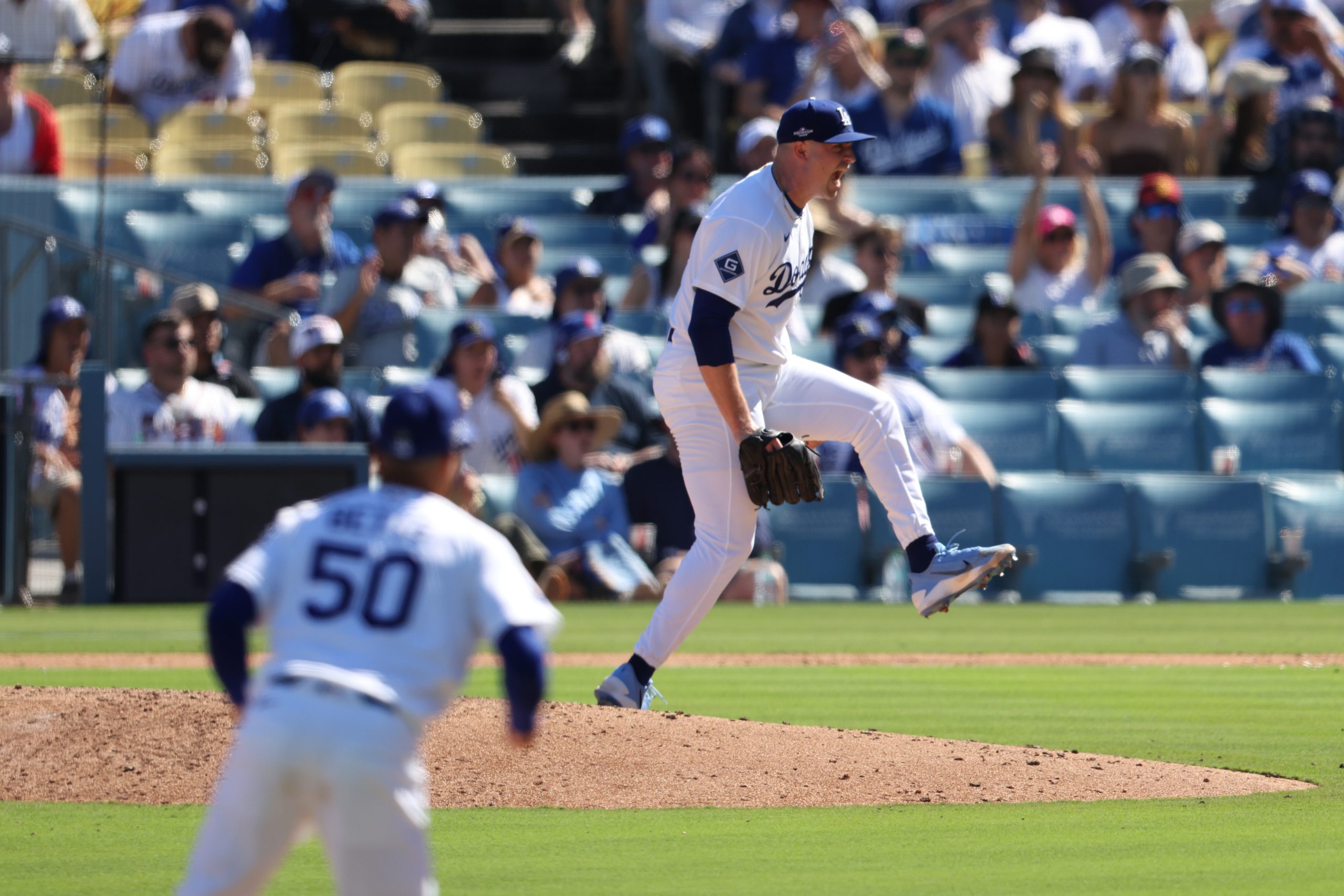 Dodgers vs Brewers Game 1 Prediction, Starting Pitchers & Betting Splits (Oct 11)