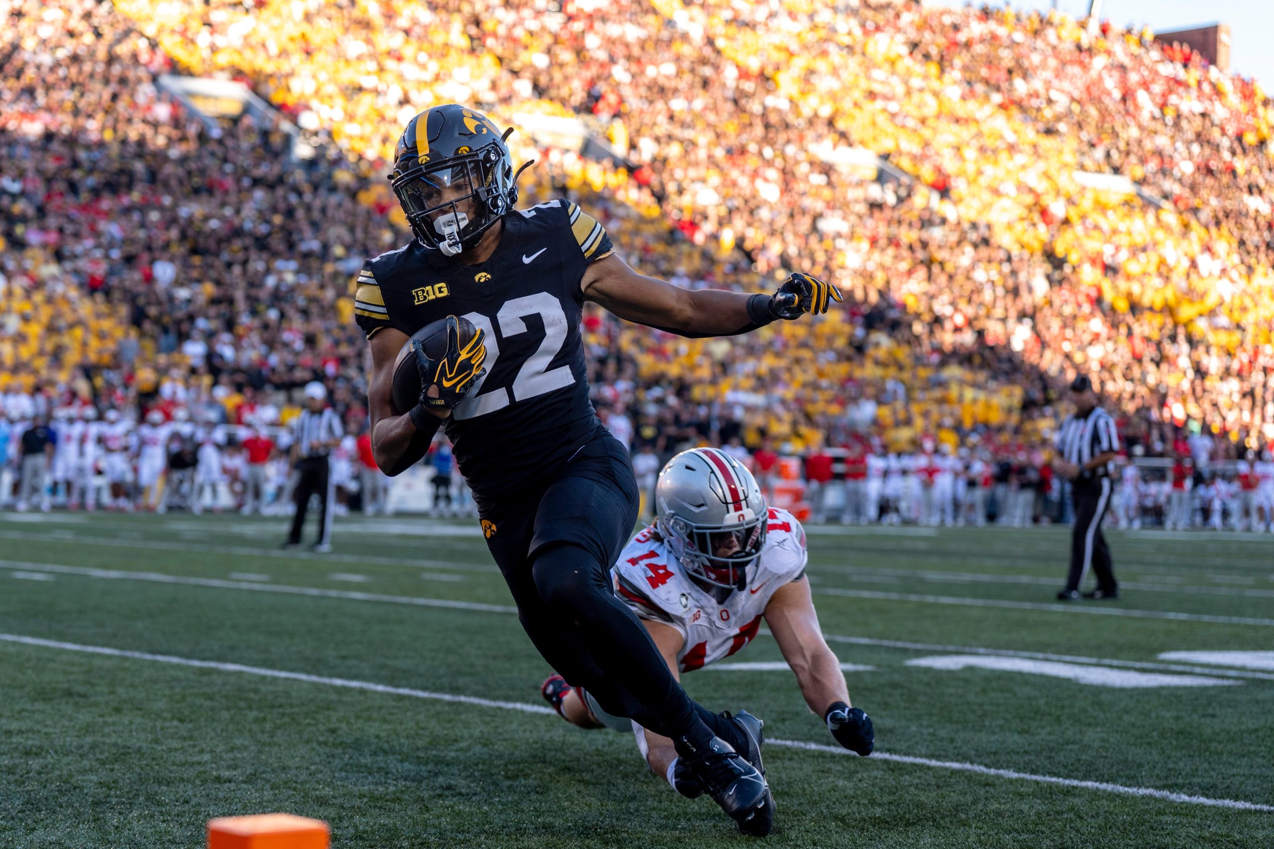Iowa vs Washington Prediction, Odds & Best Bet (Oct. 9)