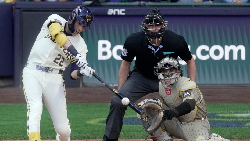 Christian Yelich ribs a double vs the Padres in the NLDS.