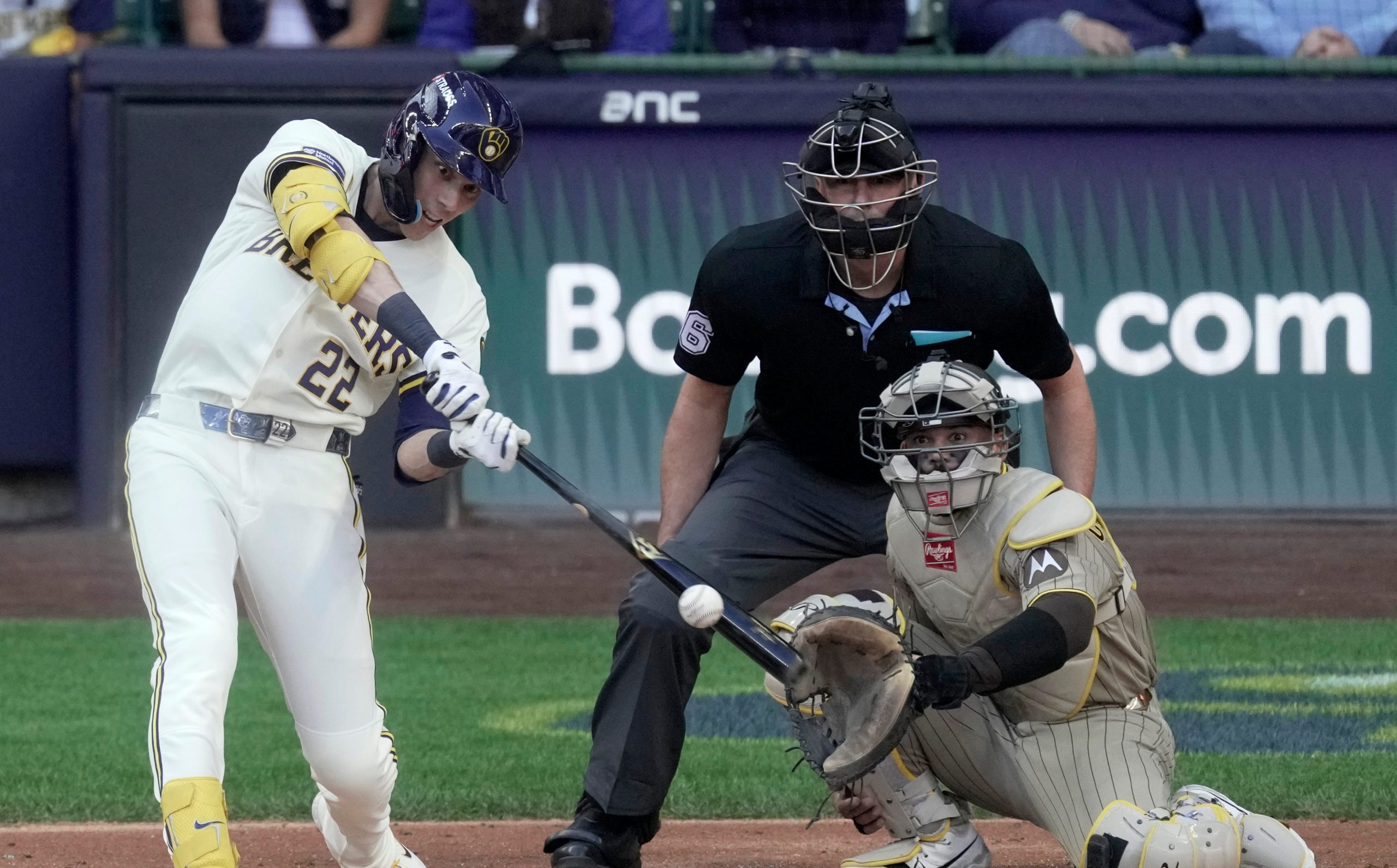 Brewers vs Padres Predictions, Best Bets & Props to Target in Game 3