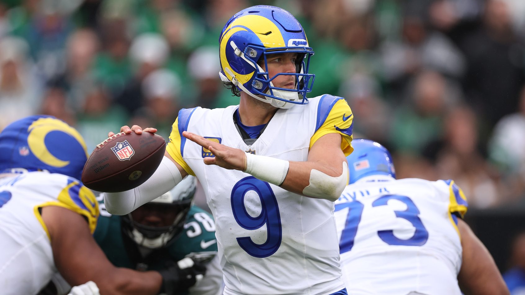 Matthew Stafford throwing a pass