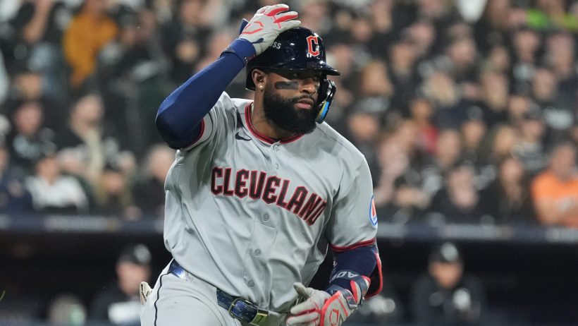 Jo Adell smacks an RBI single vs the White Sox.
