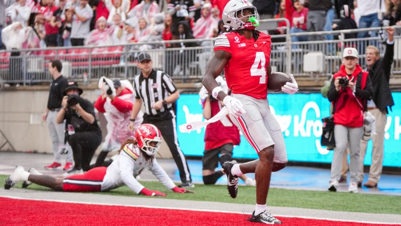 Jeremiah Smith sores a touchdown vs Maryland.
