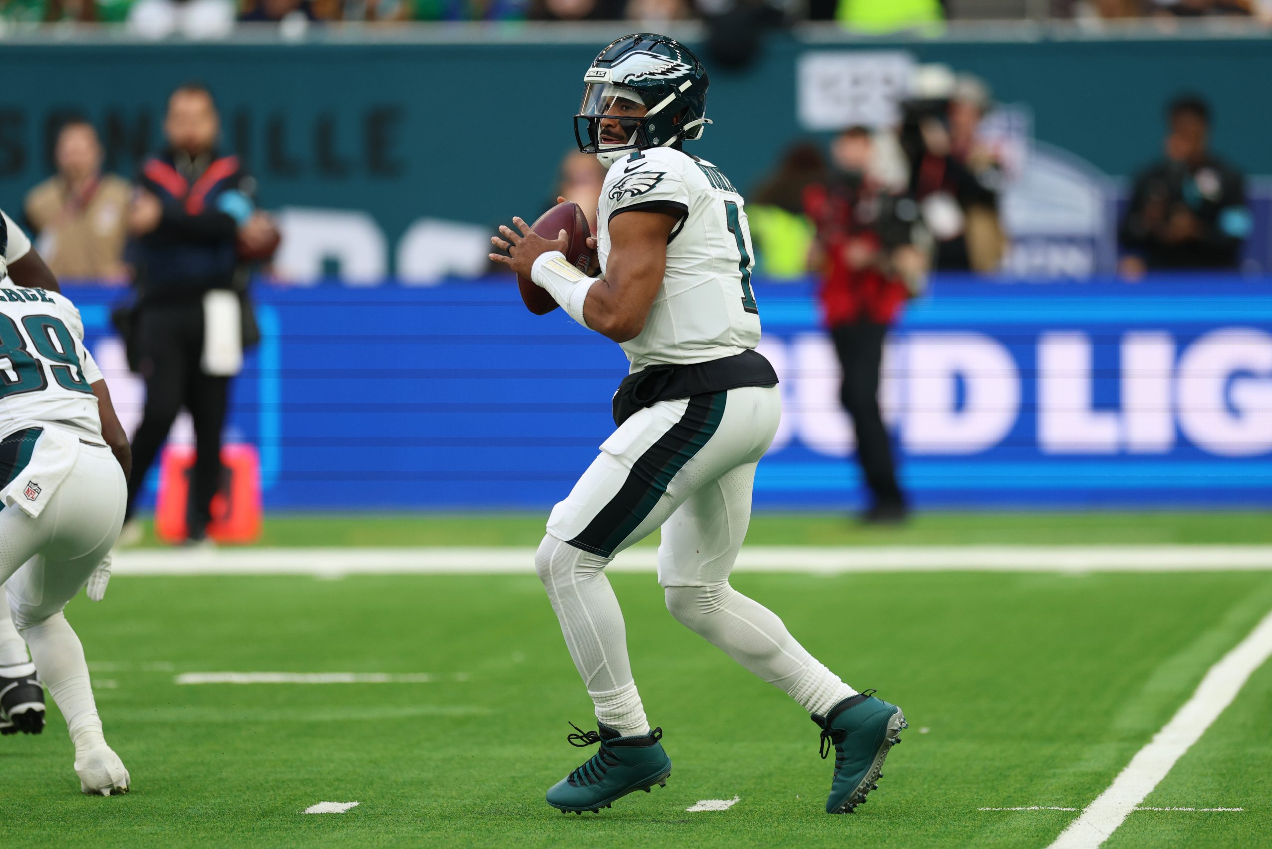 NFL Odds Movement: Breaking Down Week 6 Spread and Total Shifts