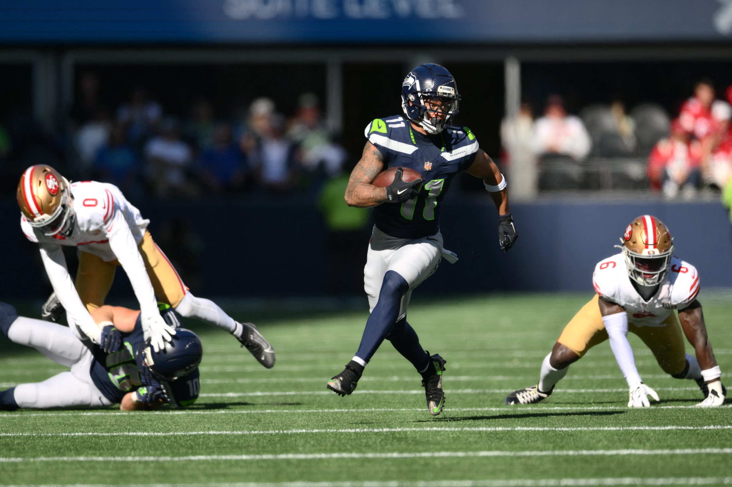 Final Seahawks vs Broncos Injury Reports for TNF – Updates on Surtain, Zach Charbonnet, Moss & More