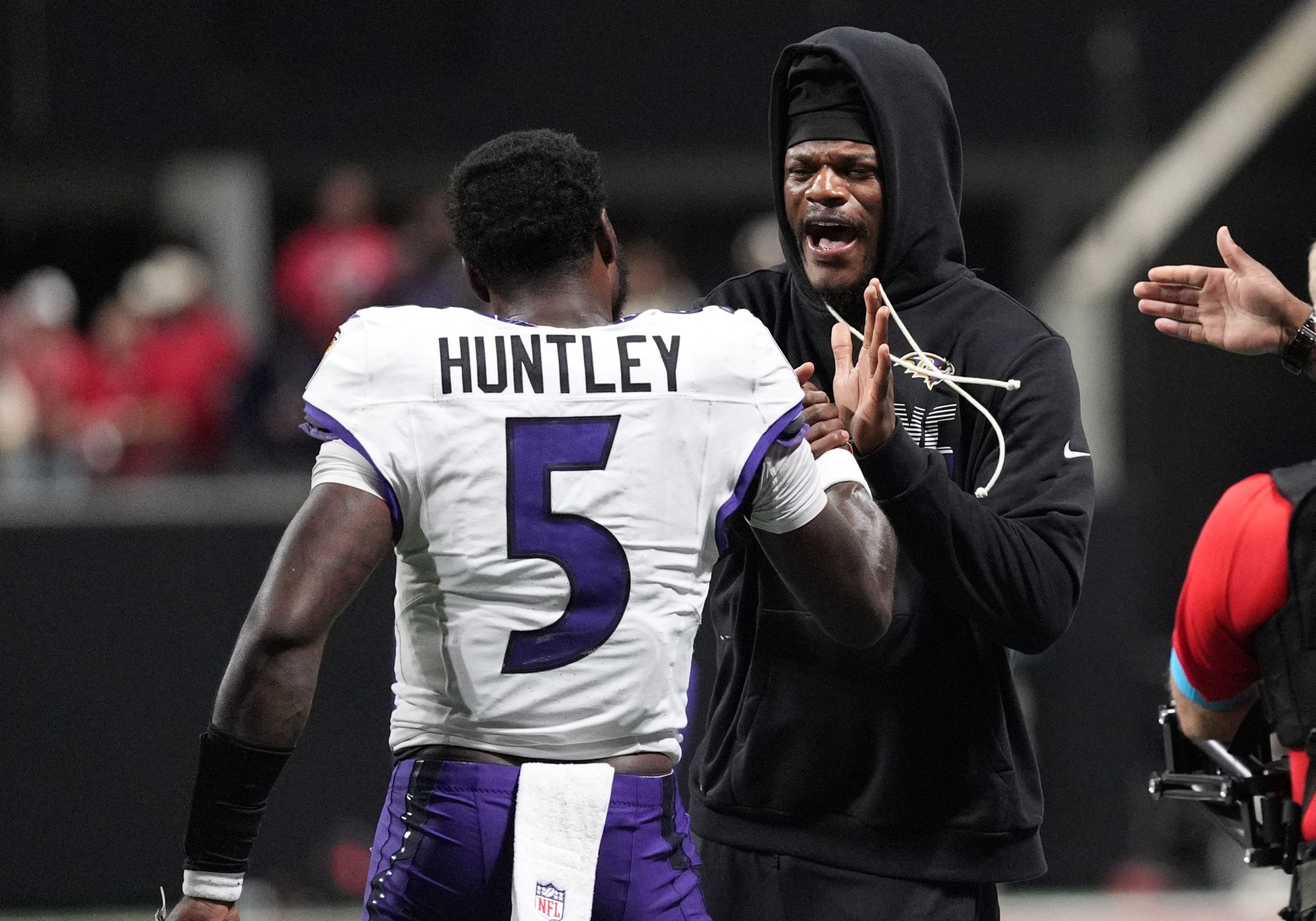 NFL Week 6 Injury Report: Latest Status Updates on Lamar Jackson, Baker Mayfield, Saquon Barkley