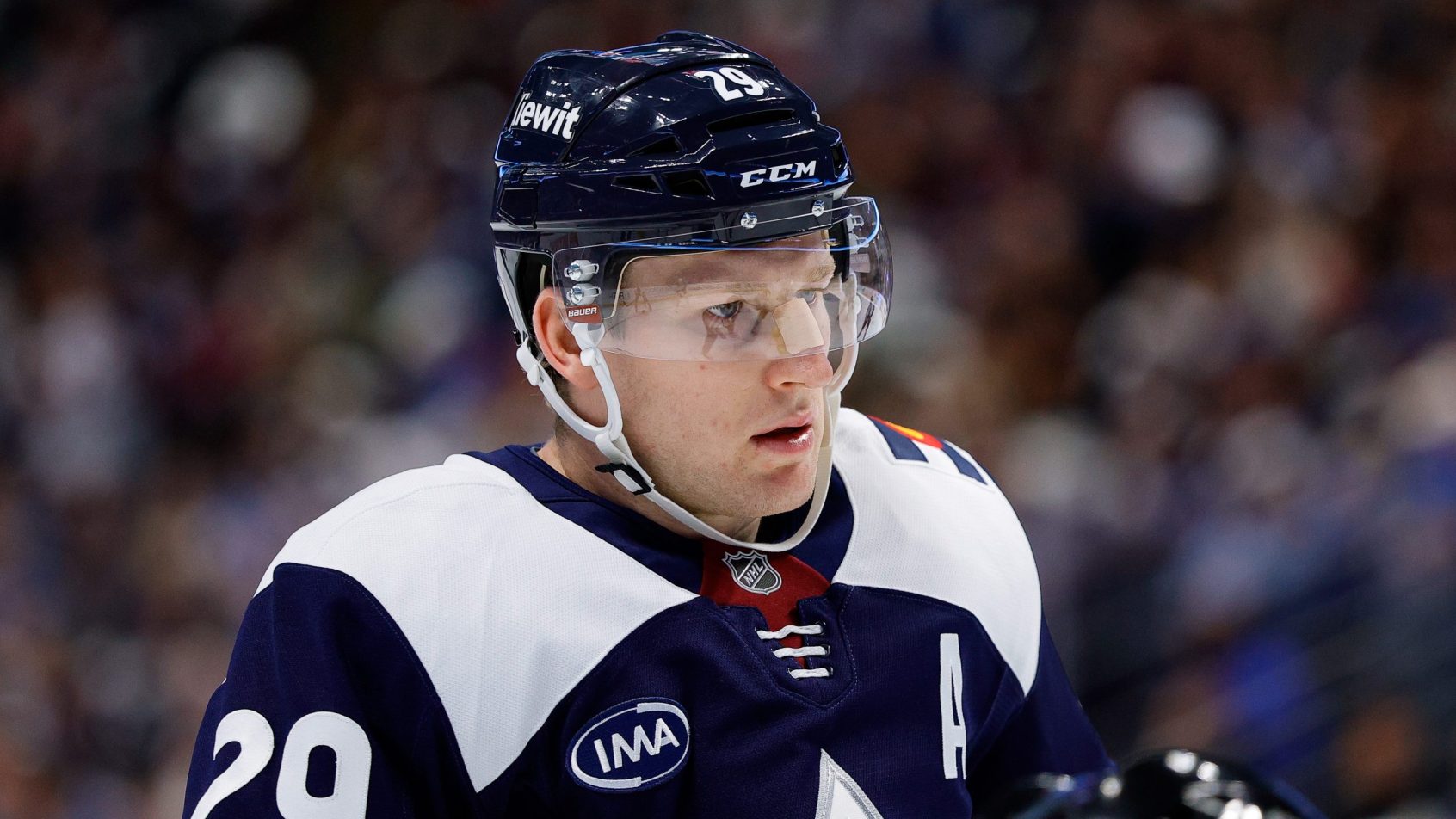 Nathan MacKinnon iso prior to a faceoff with the Stars.