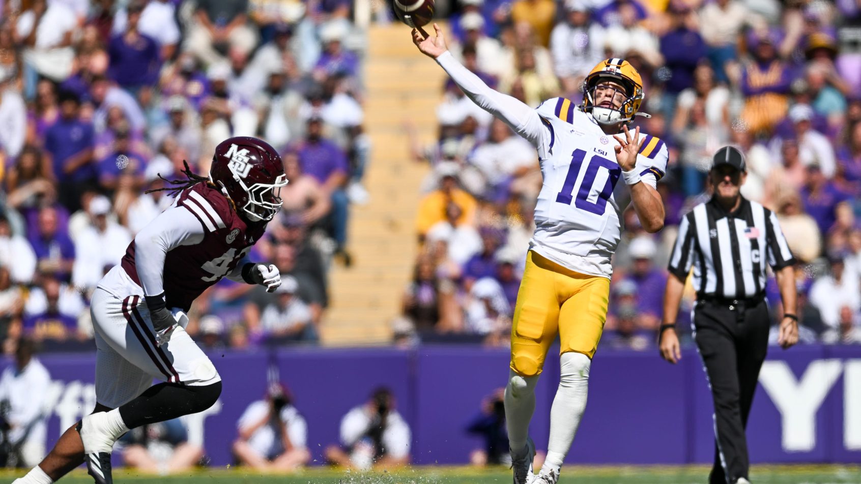 Sam Leavitt airs it out against Mississippi State.