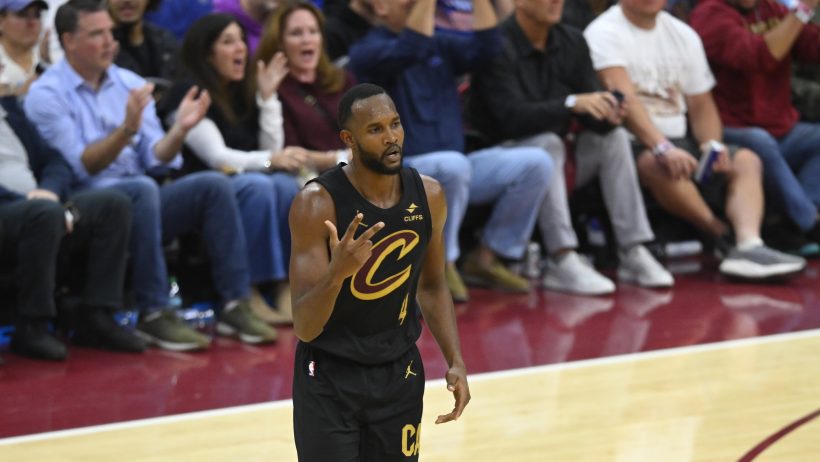 Evan Mobley playing for the Cleveland Cavaliers.