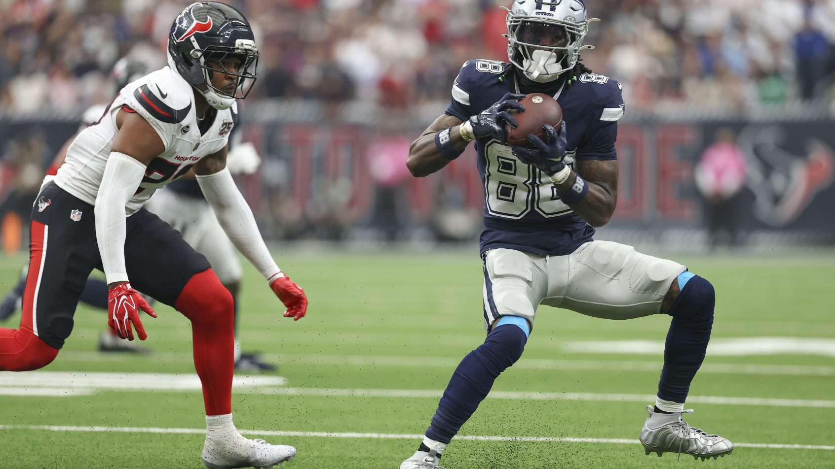 CeeDee Lamb catches a pass against Houston ahead of NFL Week 5