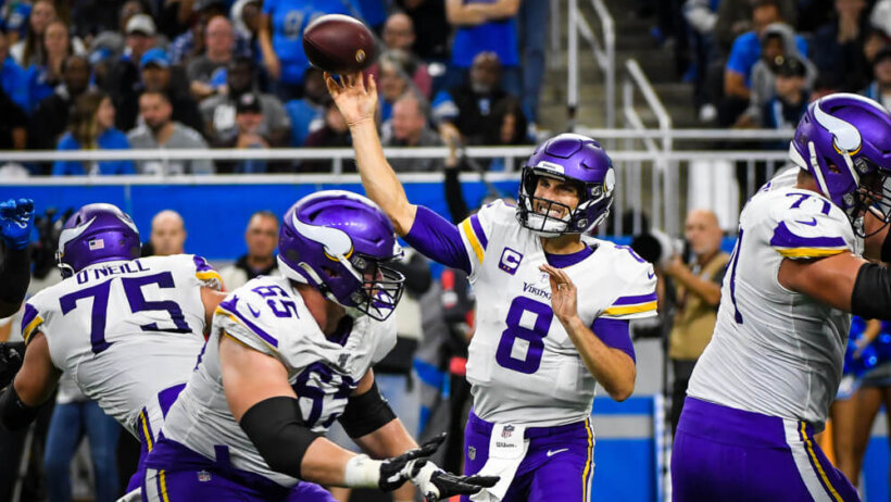 Vikings QB Kirk Cousins throwing a pass