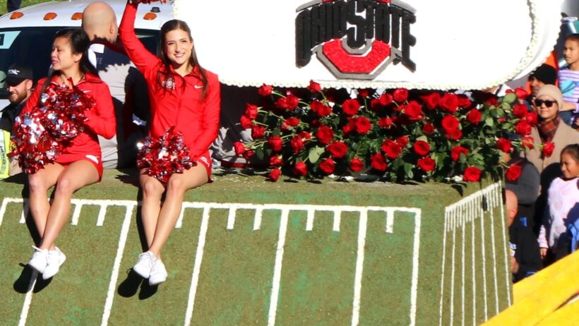 Ohio State cheerleaders