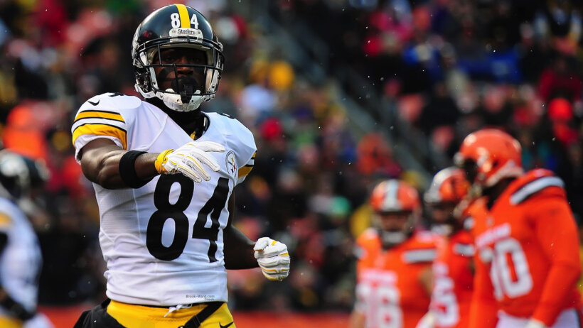Antonio Brown strutting across the field