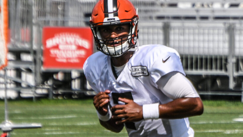 DeShone Kizer at training camp