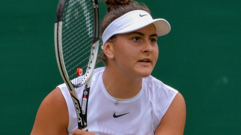Bianca Andreescu playing in Rogers Cup