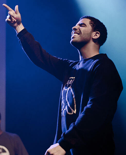 490px-drake_at_bun-b_concert_2011