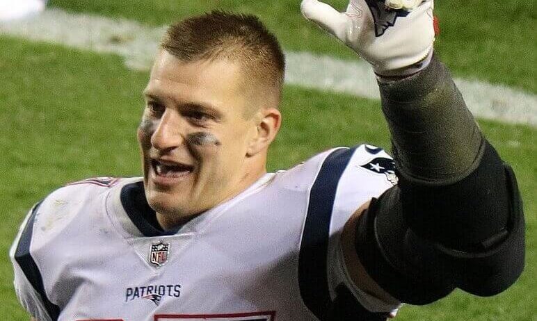 Three-time Super Bowl champion Rob Gronkowski waving to the crowd