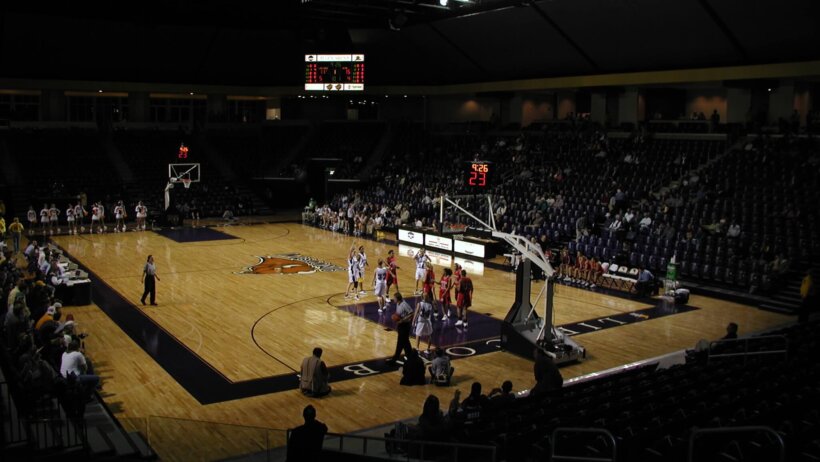 Lipscomb Bisons practice.