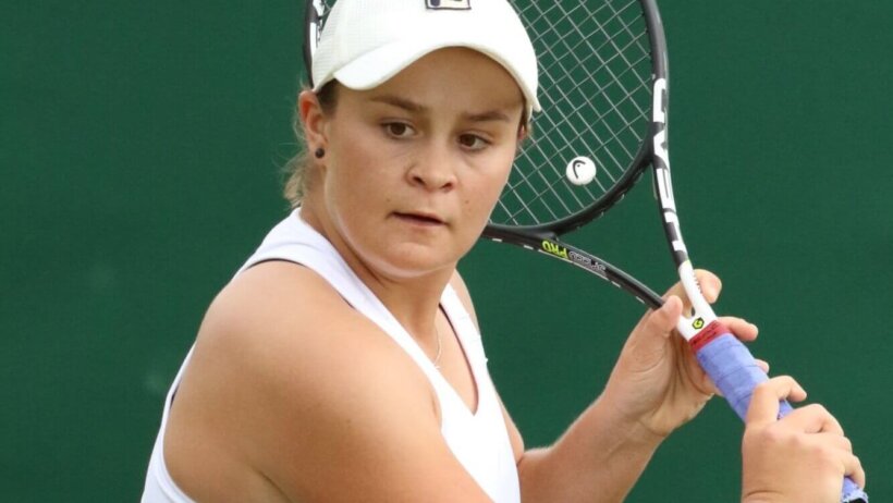 Ashleigh Barty prepares for return shot