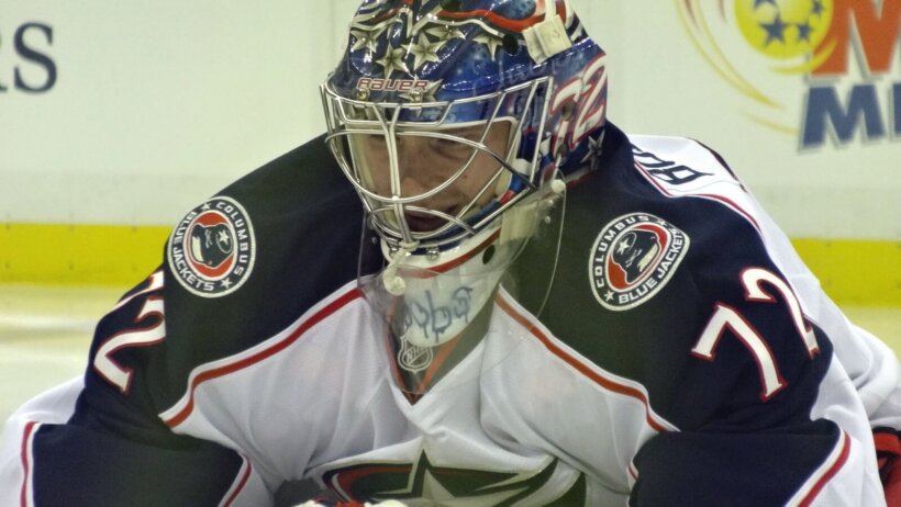 Sergei Bobrovsky stretching in warmup