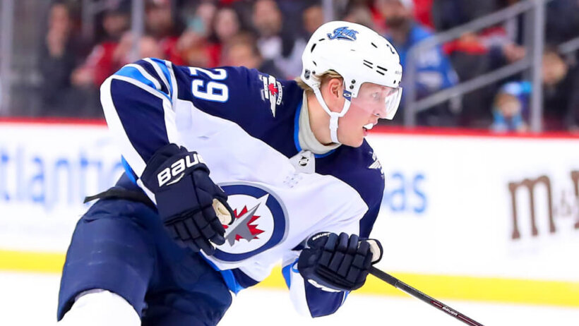 Winnipeg Jets right wing Patrik Laine