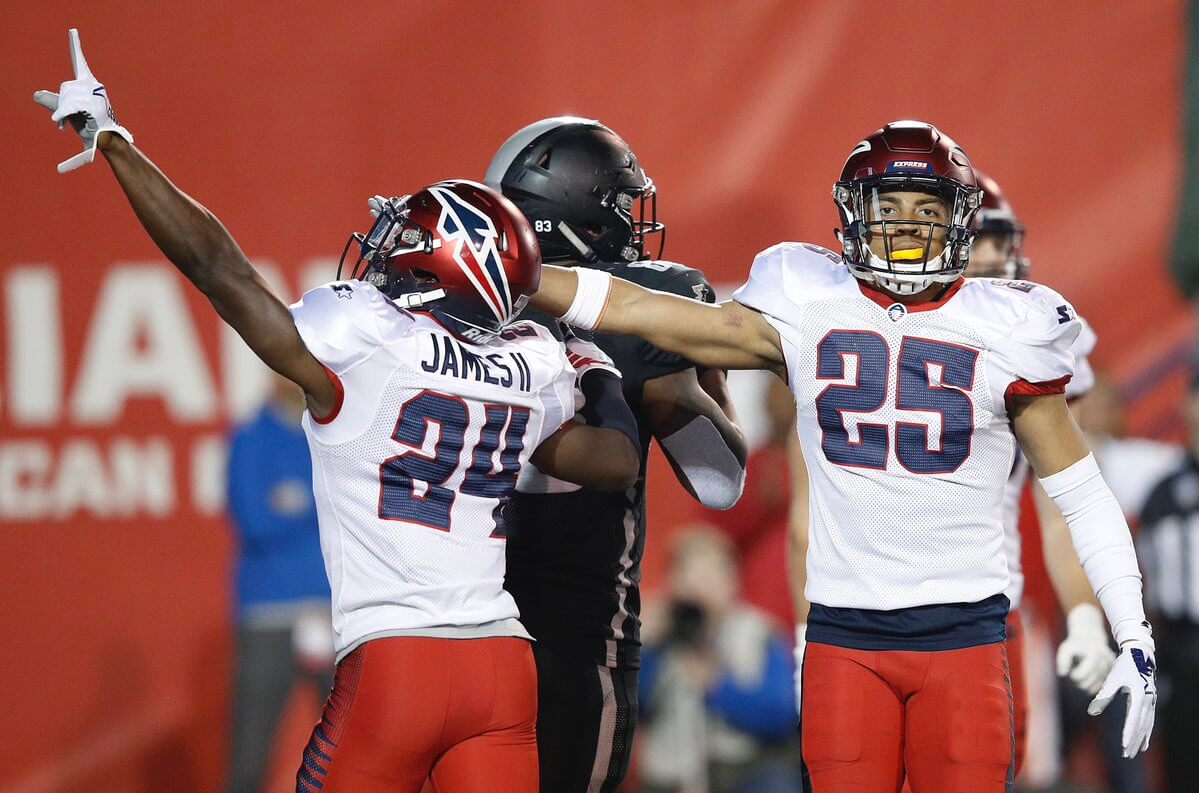 Memphis Express celebrating