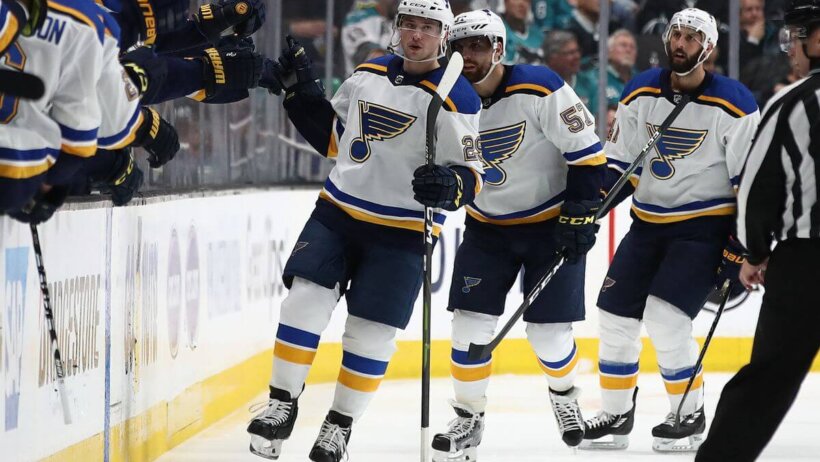 St Louis Blues celebrating a goal