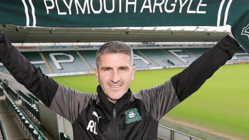 Ryan Lowe Plymouth Argyel coach