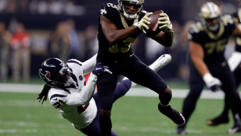 Michael Thomas eluding a tackle.