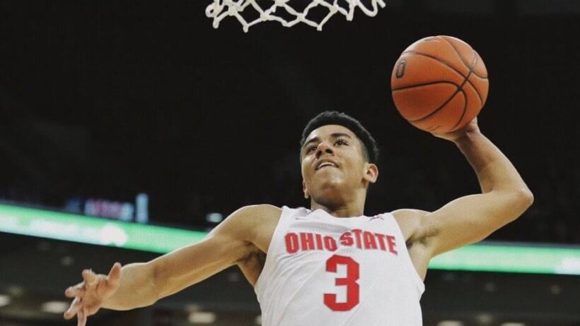DJ Carton dunking in-game