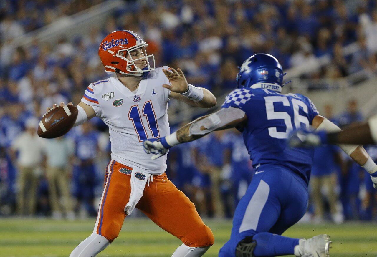 Kyle Trask throwing a pass for the Gators
