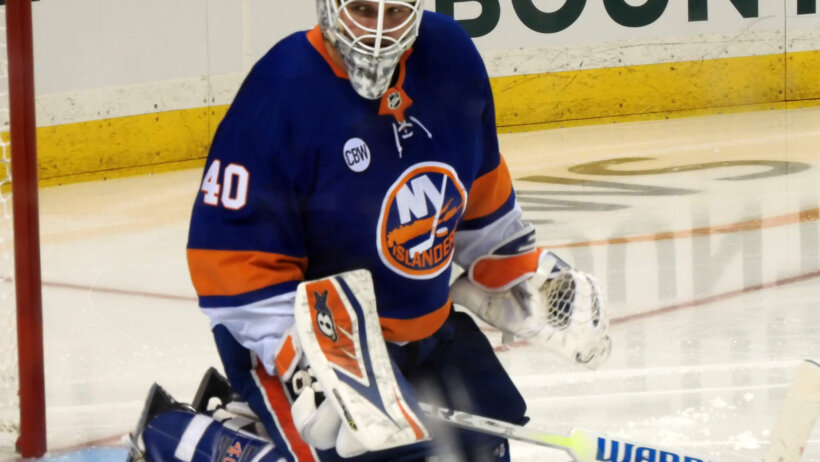 Robin Lehner playing for the NY Islanders