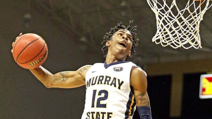 Murray State star Ja Morant dunking.