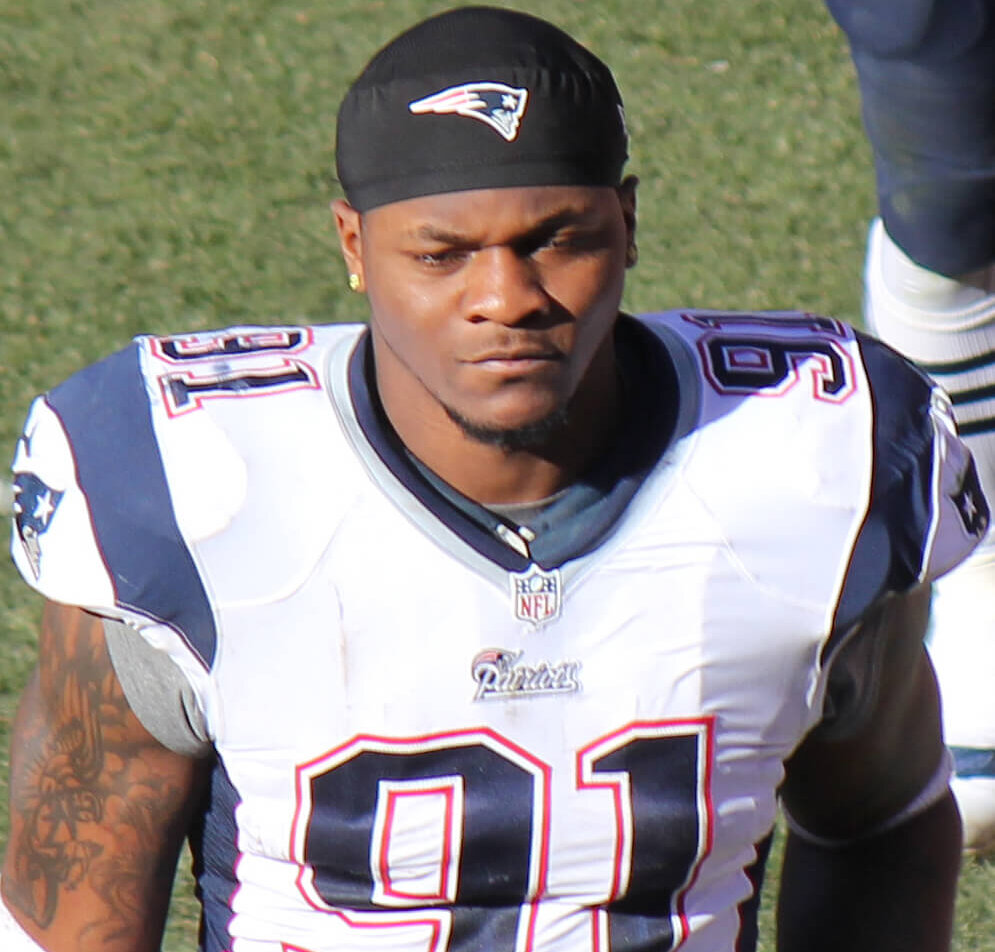 Jamie Collins walking pre-game
