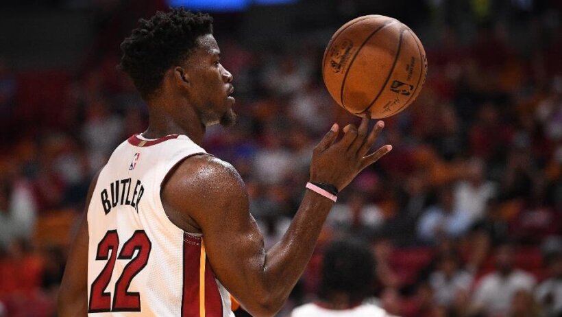 Jimmy Butler spins basketball on his finger