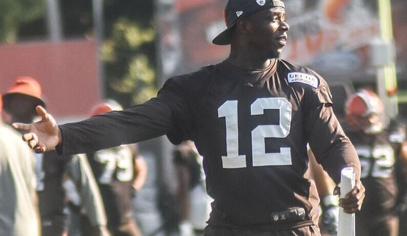 Josh Gordon practising with the Browns