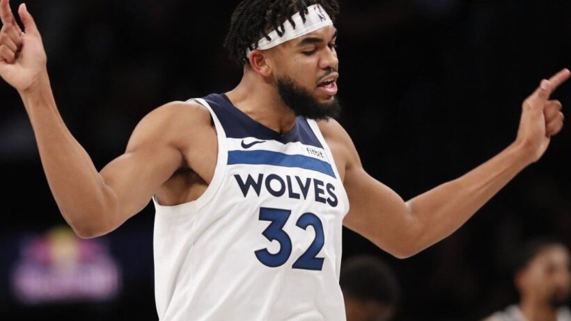 Karl-Anthony Towns celebrating