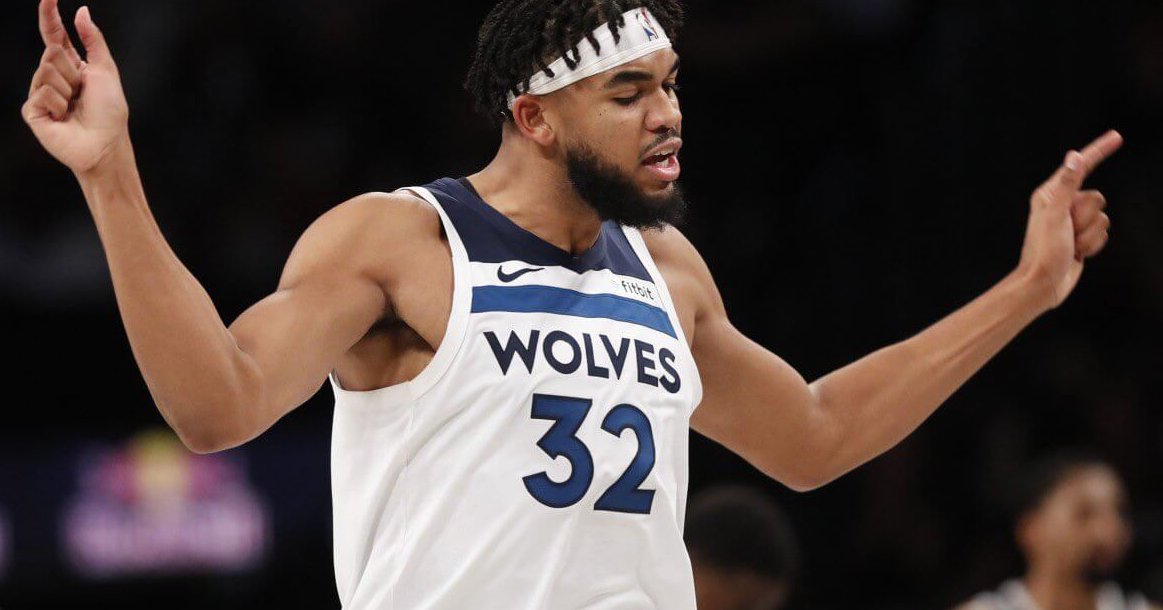 Karl-Anthony Towns celebrating