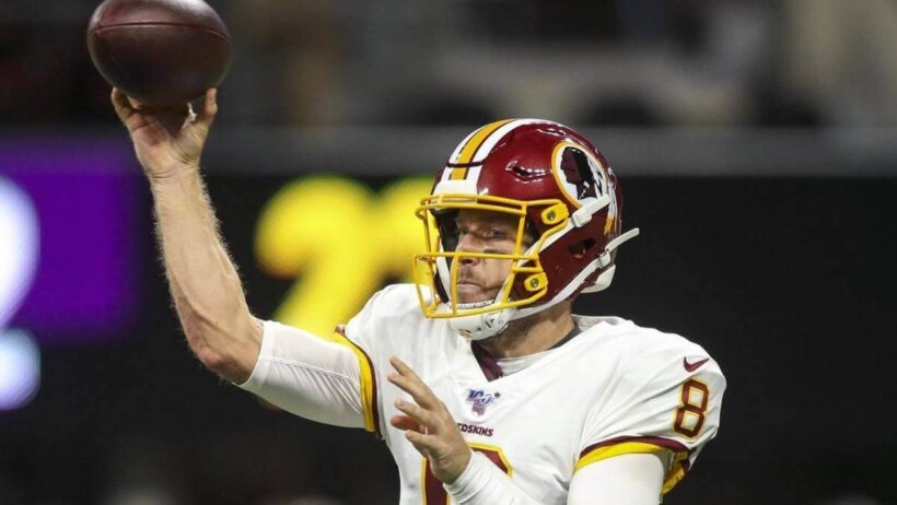 Case Keenum throwing.