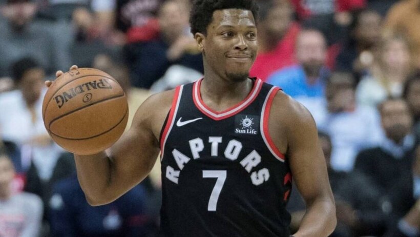 Kyle Lowry dribbling