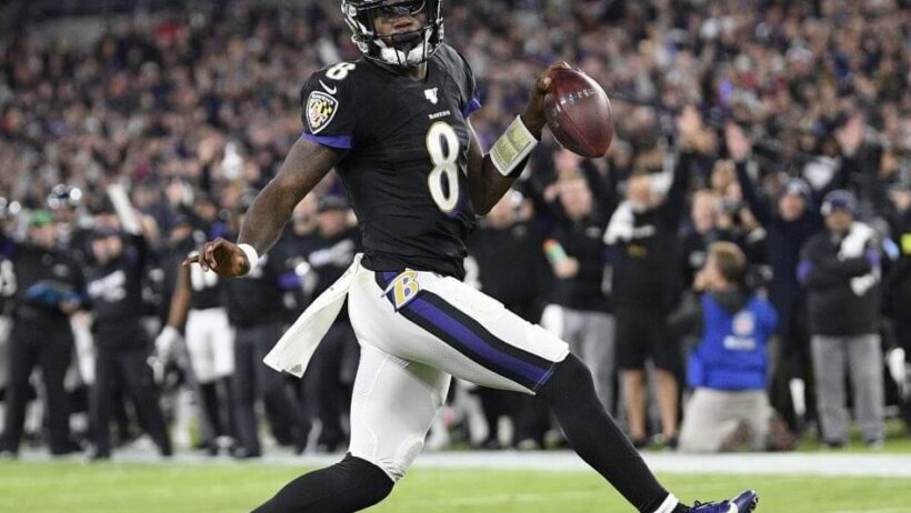 Lamar Jackson high-stepping
