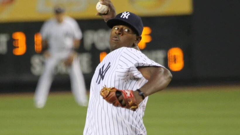 Luis Severino delivers pitch
